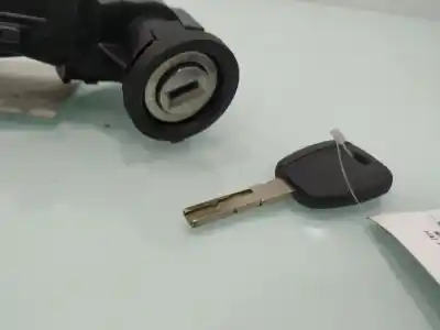 Second-hand car spare part ignition switch for fiat punto (evo) (199) dynamic oem iam references 61146901  