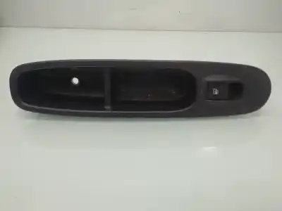 Peça sobressalente para automóvel em segunda mão botão / interruptor elevador vidro dianteiro direito por fiat punto (evo) (199) dynamic referências oem iam 735500049  