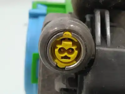 Peça sobressalente para automóvel em segunda mão cinto de segurança dianteiro esquerdo por audi a4 ber. b8 advanced edition referências oem iam 8k1857705j  