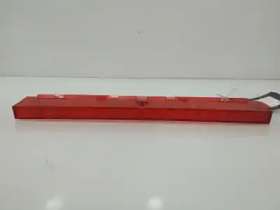 Peça sobressalente para automóvel em segunda mão farolim de travão central por audi a4 ber. b8 advanced edition referências oem iam 8k0945097  