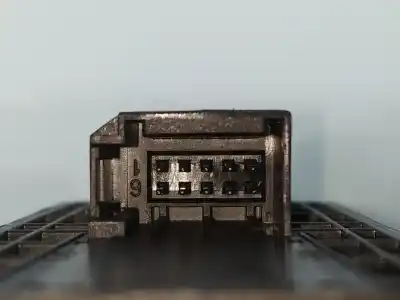 Peça sobressalente para automóvel em segunda mão botão / interruptor elevador vidro dianteiro esquerdo por audi a4 ber. b8 advanced edition referências oem iam 8k0959851d  