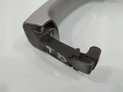 Peça sobressalente para automóvel em segunda mão puxador exterior traseiro direito por audi a4 ber. b8 advanced edition referências oem iam 8t0837205a