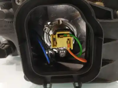 Автозапчасти б/у правая фара за ford focus berlina (cak) ambiente ссылки oem iam   