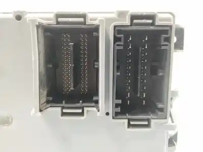 Pezzo di ricambio per auto di seconda mano scatola relè/fusibili per fiat punto (evo) (199) dynamic riferimenti oem iam 00518690940