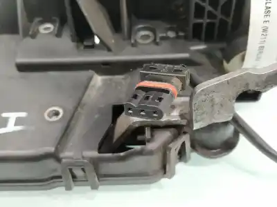 Second-hand car spare part left front door lock for mercedes-benz clase e w211 berlina e 220 cdi 211.008 oem iam references 004133112640  