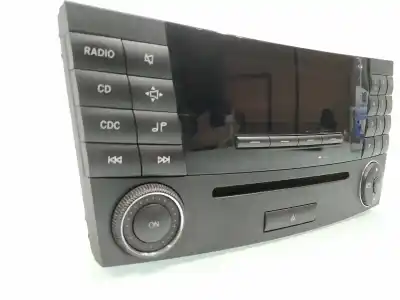 Second-hand car spare part audio system / radio cd for mercedes-benz clase e w211 berlina e 220 cdi 211.008 oem iam references a2118702889  