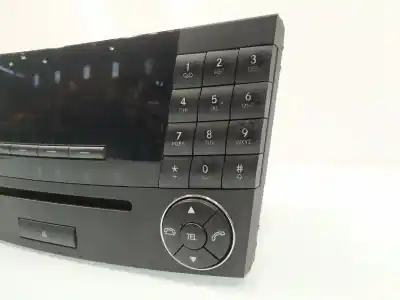 Second-hand car spare part audio system / radio cd for mercedes-benz clase e w211 berlina e 220 cdi 211.008 oem iam references a2118702889  