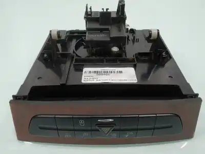 Second-hand car spare part hazard warning lights for mercedes-benz clase e w211 berlina e 220 cdi 211.008 oem iam references a2116803152  