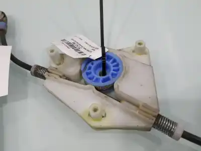 Second-hand car spare part passenger side right window regulator for seat ibiza iii (6l1) 1.4 16v oem iam references   