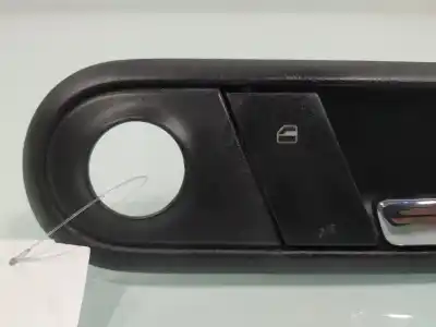 Gebrauchtes Autoersatzteil innerhalb des vorderen rechten griffs zum seat ibiza iii (6l1) 1.4 16v oem-iam-referenzen 6l0837114c  