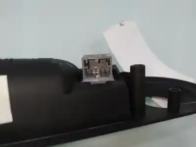 Gebrauchtes Autoersatzteil innerhalb des vorderen rechten griffs zum seat ibiza iii (6l1) 1.4 16v oem-iam-referenzen 6l0837114c  