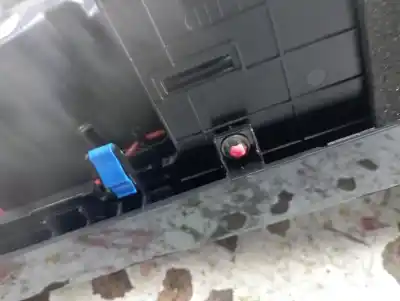 Pezzo di ricambio per auto di seconda mano console centrale per kia proceed cd gt line riferimenti oem iam 84698j7000  