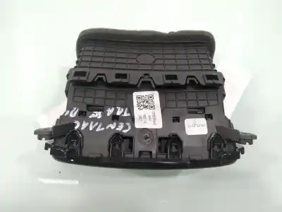 Автозапчасти б/у аэрационная решетка за kia proceed ( ) gt line 120 cv / 88 kw ссылки oem iam 97040j7000  