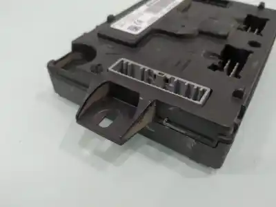Pezzo di ricambio per auto di seconda mano modulo elettronico per renault clio iv authentique riferimenti oem iam 284b15639r  