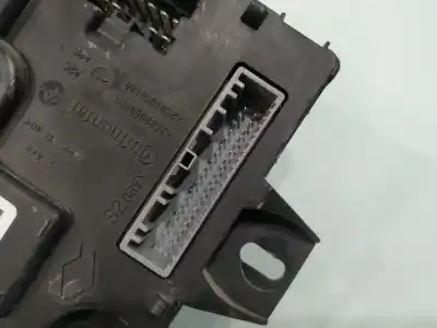 Pezzo di ricambio per auto di seconda mano modulo elettronico per renault clio iv authentique riferimenti oem iam 284b15639r  