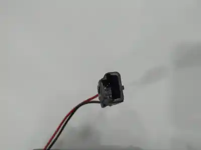 Second-hand car spare part left tailgate light for renault clio iv authentique oem iam references 265552424r  