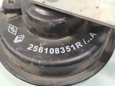 Pezzo di ricambio per auto di seconda mano corno per renault clio iv authentique riferimenti oem iam 256108351r  