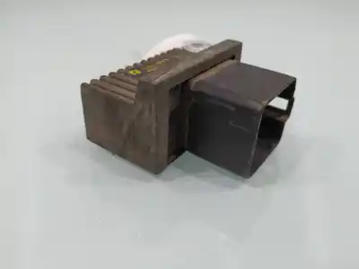 Second-hand car spare part Glow Plug for RENAULT LAGUNA (B56) 1.9 dTi Diesel CAT OEM IAM references 7700115078  