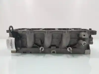 Peça sobressalente para automóvel em segunda mão Cabeça / Culatra por PEUGEOT 407 ST Confort Referências OEM IAM 9641752610  