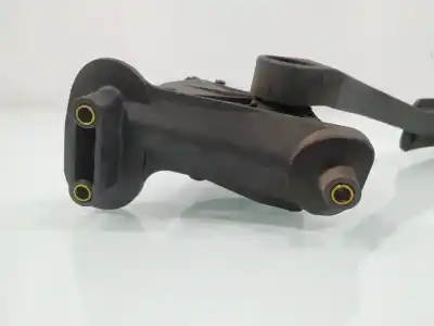 Recambio de automóvil de segunda mano de PEDAL ACELERADOR para VOLVO V70 II (285) 2.4 referencias OEM IAM 30636004  