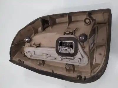 Recambio de automóvil de segunda mano de PILOTO TRASERO DERECHO para OPEL ZAFIRA A MONOSPACE (T98) 2.0 DTI 16V (F75) referencias OEM IAM 62281  
