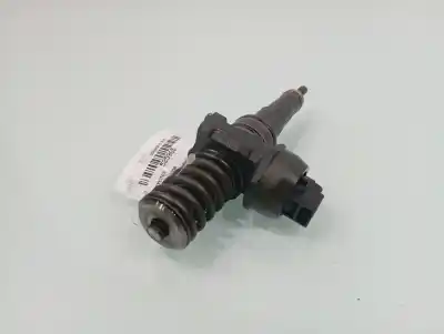 Second-hand car spare part injector for seat ibiza iii (6l1) 1.4 tdi oem iam references 038130073ag  