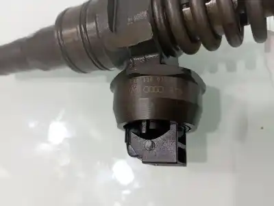 Second-hand car spare part injector for seat ibiza iii (6l1) 1.4 tdi oem iam references 038130073ag  