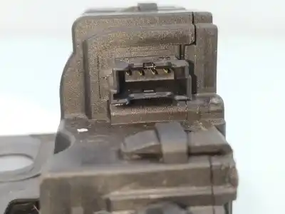 Second-hand car spare part trunk lock for bmw serie 1 lim. (f20/f21) oem iam references 7248075  