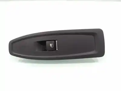 Recambio de automóvil de segunda mano de MANDO ELEVALUNAS DELANTERO DERECHO para BMW SERIE 1  referencias OEM IAM 9208107  