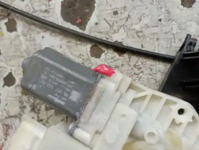 Pièce détachée automobile d'occasion léve glace avant gauche pour peugeot 308 sw références oem iam 9825710380