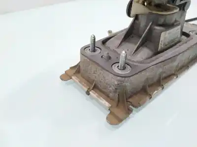 Pezzo di ricambio per auto di seconda mano leva del cambio per seat ibiza iii (6l1) 1.4 tdi riferimenti oem iam 6q0711061e  