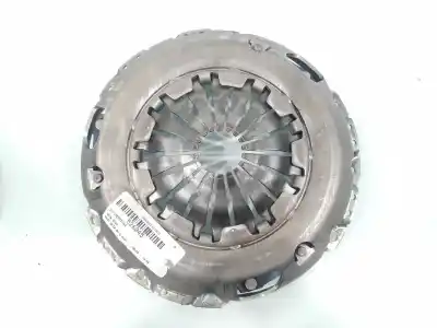 Pezzo di ricambio per auto di seconda mano Kit Frizione per SEAT IBIZA III (6L1) 1.4 TDI Riferimenti OEM IAM 701666  
