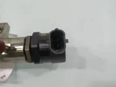 Second-hand car spare part DISTRIBUTOR PIPE for OPEL VECTRA  OEM IAM references 0445214057  