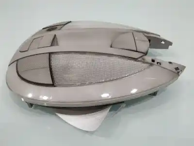 Second-hand car spare part interior light for mercedes-benz clase e w211 berlina e 220 cdi 211.008 oem iam references a2118207101  