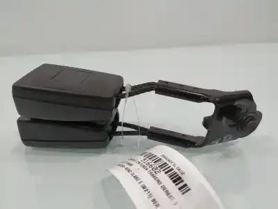 Second-hand car spare part right rear seat belt buckle for mercedes-benz clase e w211 berlina e 220 cdi 211.008 oem iam references 2118600269  