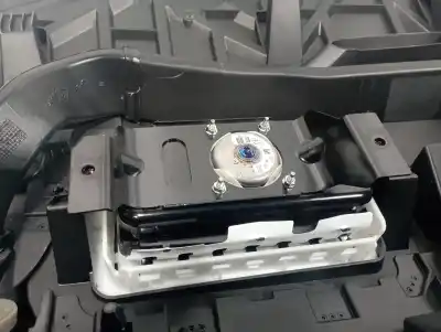 Second-hand car spare part dashboard for renault zoe zen oem iam references 681000711r  