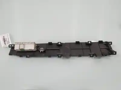 Second-hand car spare part multifunction display for toyota prius nhw20 sol oem iam references 8395047010  