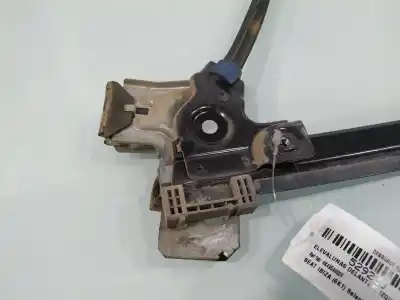 Recambio de automóvil de segunda mano de ELEVALUNAS DELANTERO IZQUIERDO para SEAT IBIZA II (6K1)  referencias OEM IAM 6K4959802F  