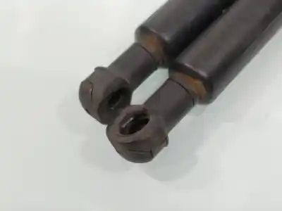 Second-hand car spare part tailgate gas strut for toyota prius nhw20 sol oem iam references 689500w430