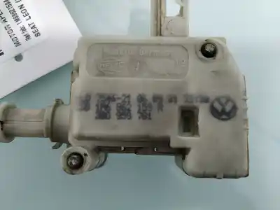 Pièce détachée automobile d'occasion moteur de verrouillage central coffre / hayon pour seat leon (1m1) 1.9 tdi références oem iam 1m6862159a  