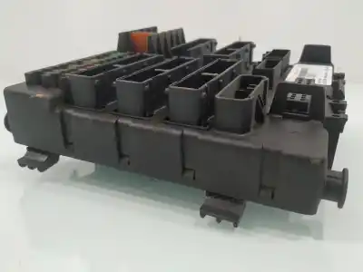 Peça sobressalente para automóvel em segunda mão caixa de fusíveis e relés por opel vectra c berlina 2.0 dti referências oem iam 13189925