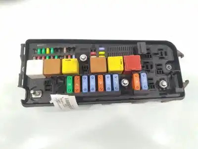 Peça sobressalente para automóvel em segunda mão caixa de fusíveis e relés por opel vectra c berlina 2.0 dti referências oem iam 13190370