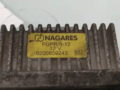 Second-hand car spare part glow plug for renault clio iii expression oem iam references 8200859243  