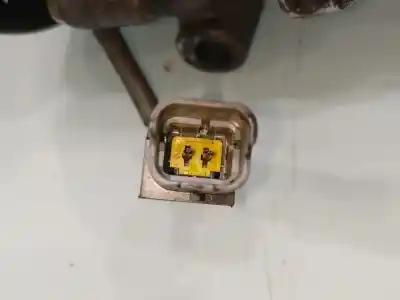 Peça sobressalente para automóvel em segunda mão compressor de ar condicionado a/a a/c por renault clio iii expression referências oem iam 8200365787a  