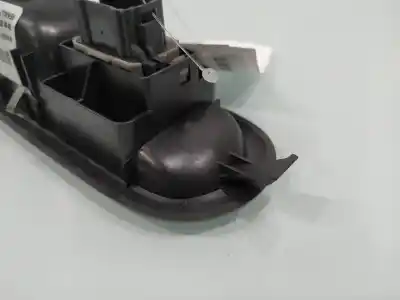 Second-hand car spare part right front power window switch for renault clio iii expression oem iam references 8200356517b  