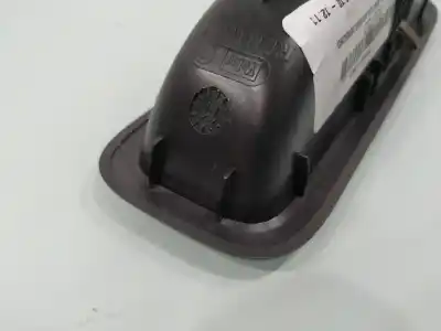 Second-hand car spare part right front power window switch for renault clio iii expression oem iam references 8200356517b  