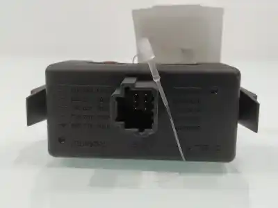 Second-hand car spare part hazard warning lights for renault clio iii expression oem iam references 8200214896a  