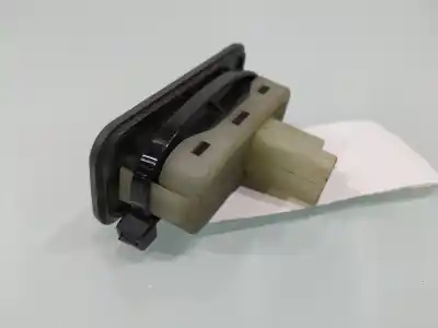 Second-hand car spare part tailgate back door handle for renault clio iii expression oem iam references 8200033855  