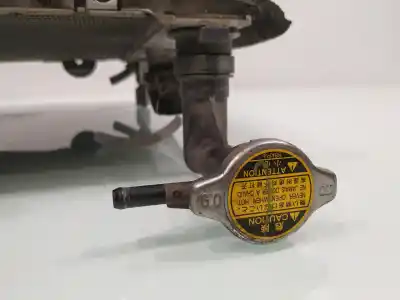 Pezzo di ricambio per auto di seconda mano RADIATORE D ACQUA per TOYOTA PRIUS NHW20 Sol Riferimenti OEM IAM 1220700412  