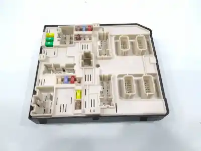 Peça sobressalente para automóvel em segunda mão caixa de fusíveis e relés por renault zoe zen referências oem iam 284b64259r  